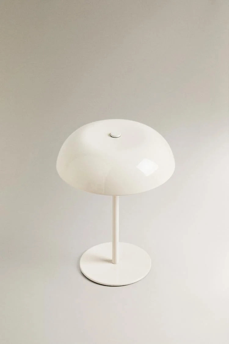 Pavo LED Tischlampe Weiß