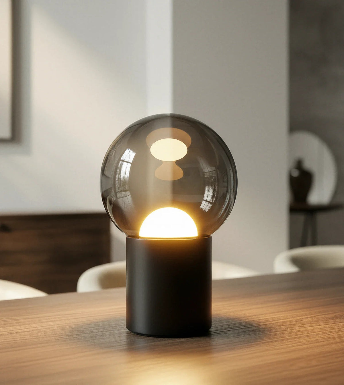 Cosmo LED Tischleuchte Glas, kabellos dimmbar – Ansicht 1