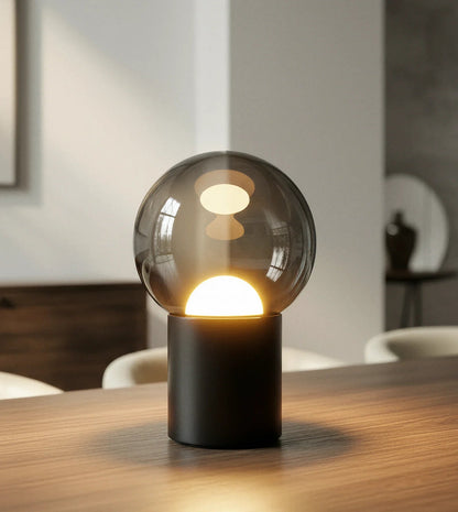 Cosmo LED Tischleuchte Glas, kabellos dimmbar – Ansicht 1