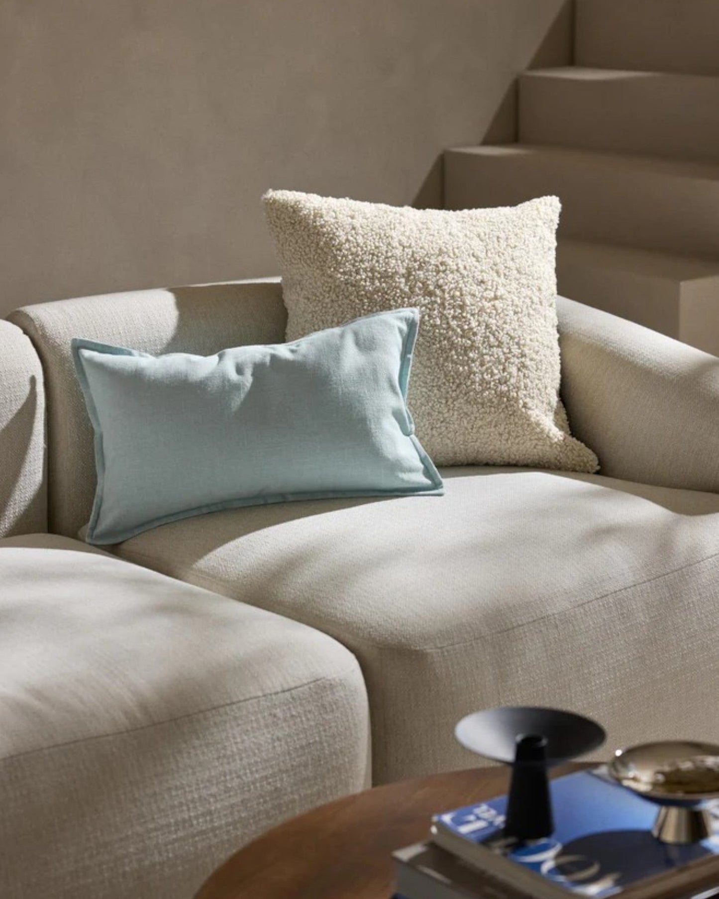 Dotty Bliss | Flauschiger Kissenbezug 45x45 cm mit Reißverschluss | Stilvoller Komfort für Sofas und Betten 1