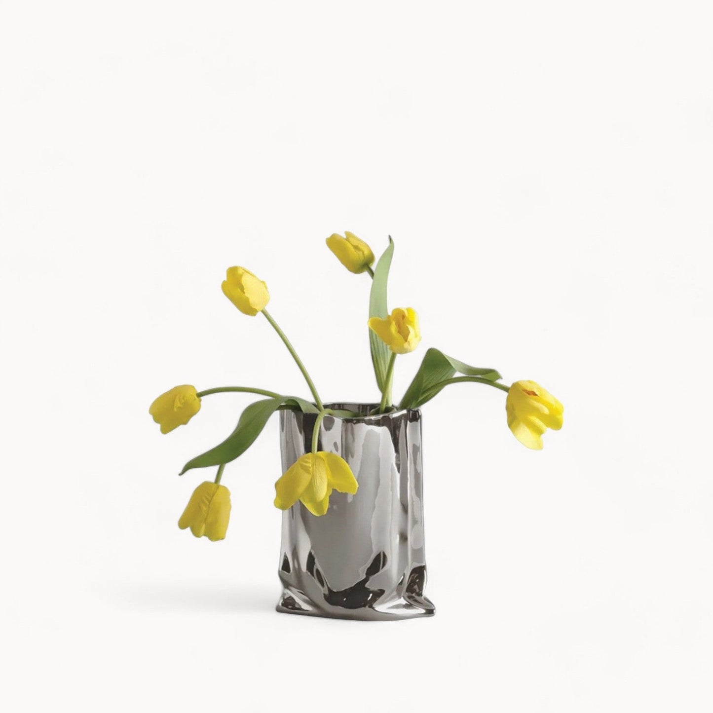 Elegante Blumenvase | Moderne Glasvase mit Plissiertem Design | Stilvolle Deko für Tischdekoration 1