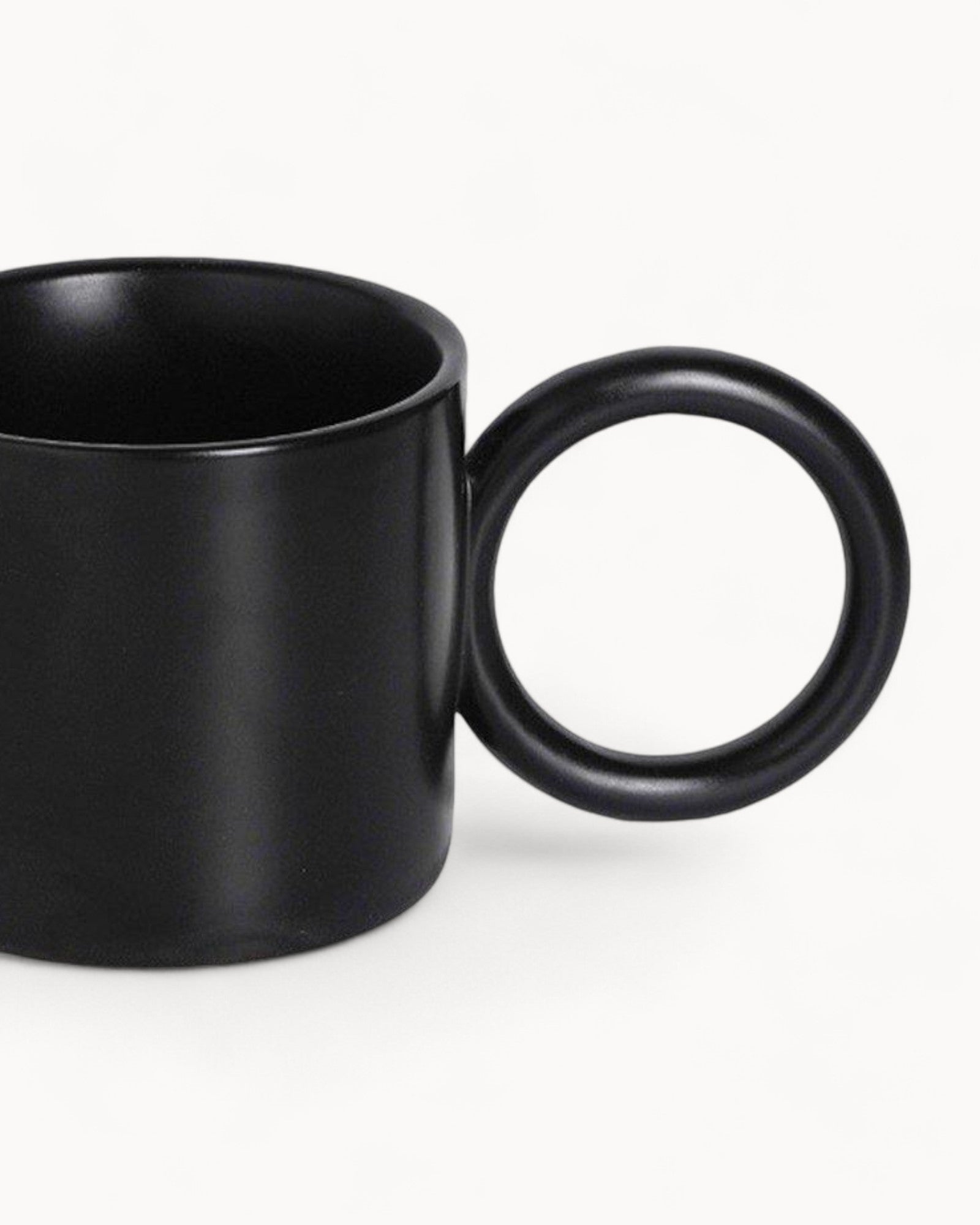 Elegante Kaffeetasse | Ergonomischer Griff & Minimalistisches Design | 320 ml für Stilvollen Kaffeegenuss 1