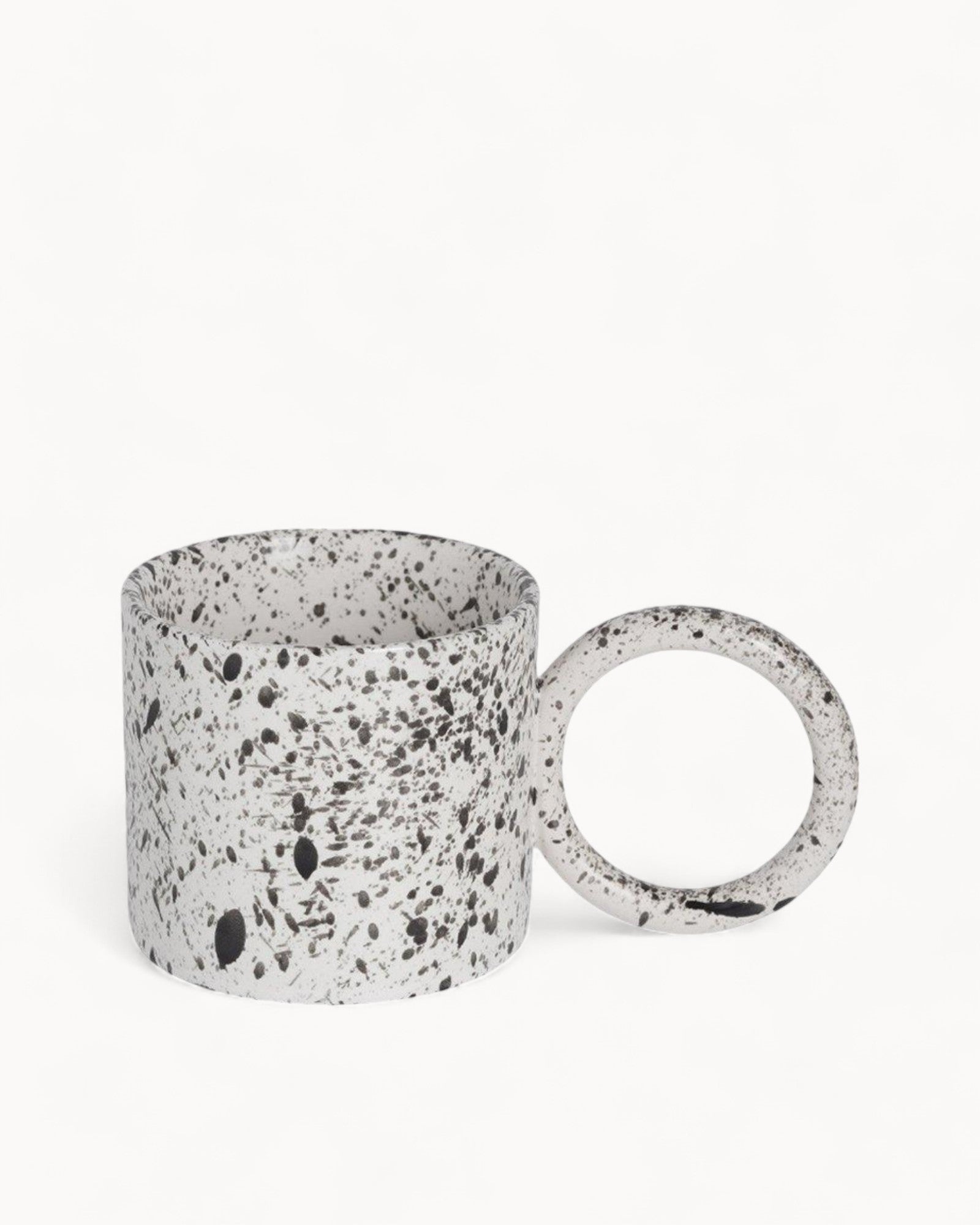 Elegante Kaffeetasse | Ergonomischer Griff & Minimalistisches Design | 320 ml für Stilvollen Kaffeegenuss 8