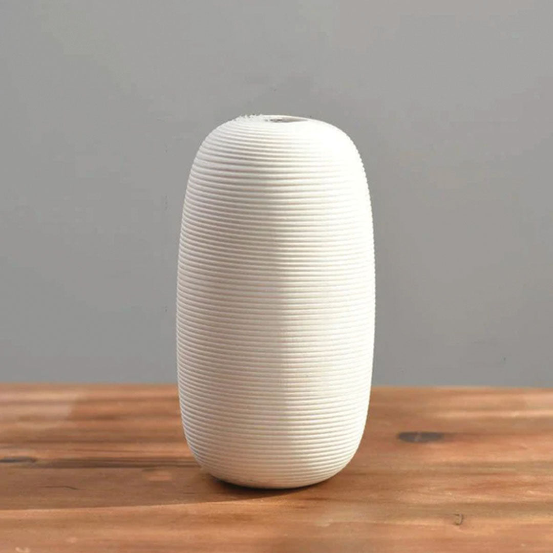 Elegante Keramikvase | Handgefertigte Blumenvase mit Ringskulptur | Stilvolle Deko für jeden Raum 5