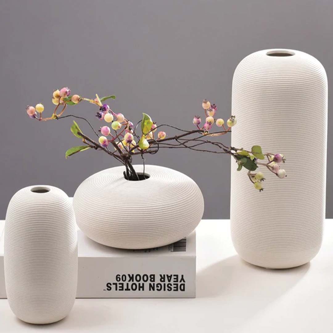 Elegante Keramikvase | Handgefertigte Blumenvase mit Ringskulptur | Stilvolle Deko für jeden Raum 8
