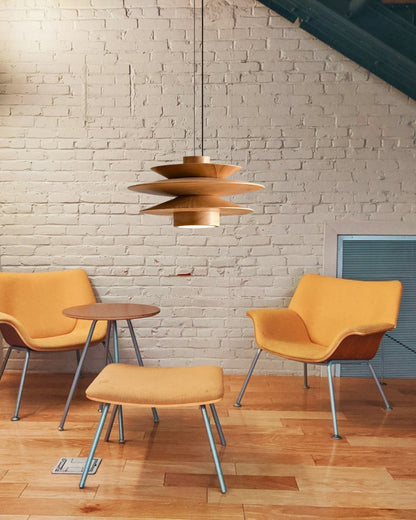 Elegante Pendelleuchte aus Walnussholz mit modernem Design für stilvolle Beleuchtung 7