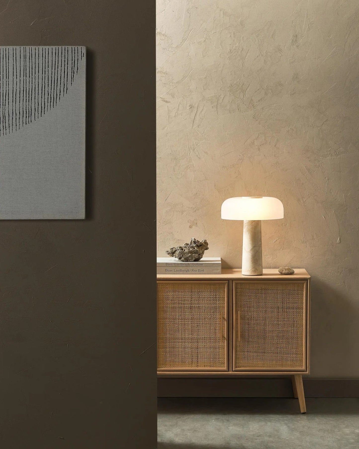 Elegante Tischlampe | Glas und Marmor mit Warmem Licht | Stilvolles Design für Gemütlichkeit 1