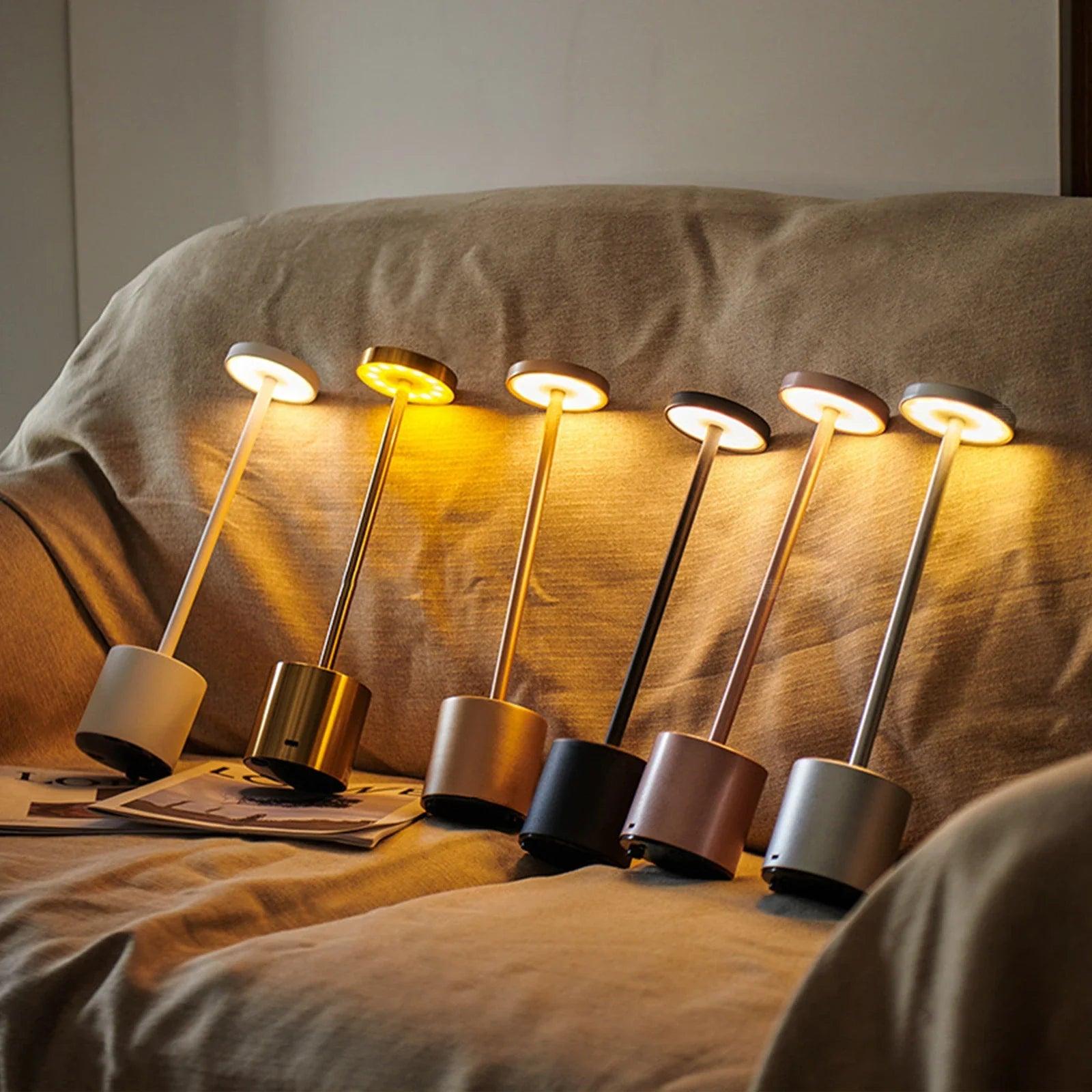 Elegante Tischlampe | Kabellose LED Tischleuchte mit USB-Aufladung | Dimmbar für Flexibles Ambiente 4