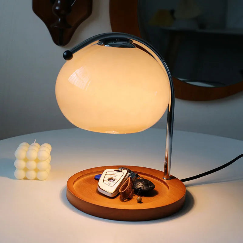 Elegante Tischlampe mit Dimmbaren LED-Lichtern und Holzsockel | Vintage Design für Stilvolle Beleuchtung 1