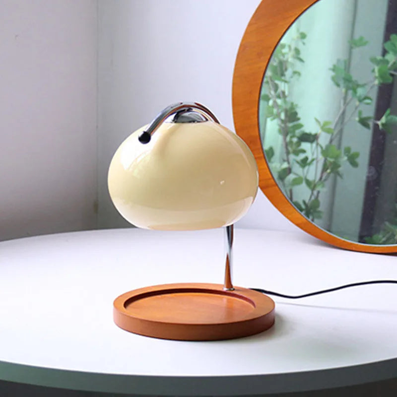 Elegante Tischlampe mit Dimmbaren LED-Lichtern und Holzsockel | Vintage Design für Stilvolle Beleuchtung 2