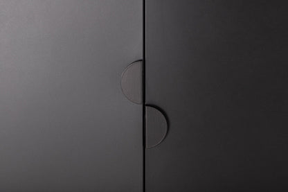 Eleganter Kleiderschrank Piring | Moderner Stauraum mit 4 Einlegeböden | Robuster Stahl für Stil und Funktionalität 6