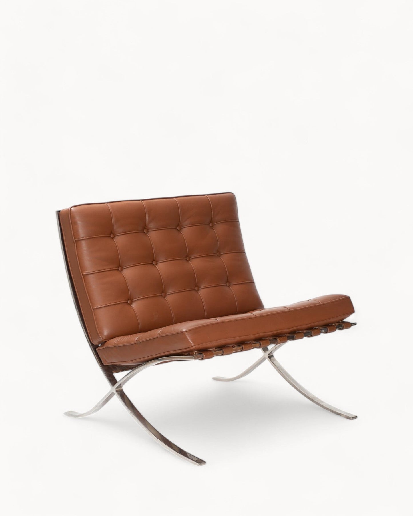 Eleganter Loungesessel mit Hocker aus Mikrofaser-Leder und Chromrahmen für höchsten Komfort 0