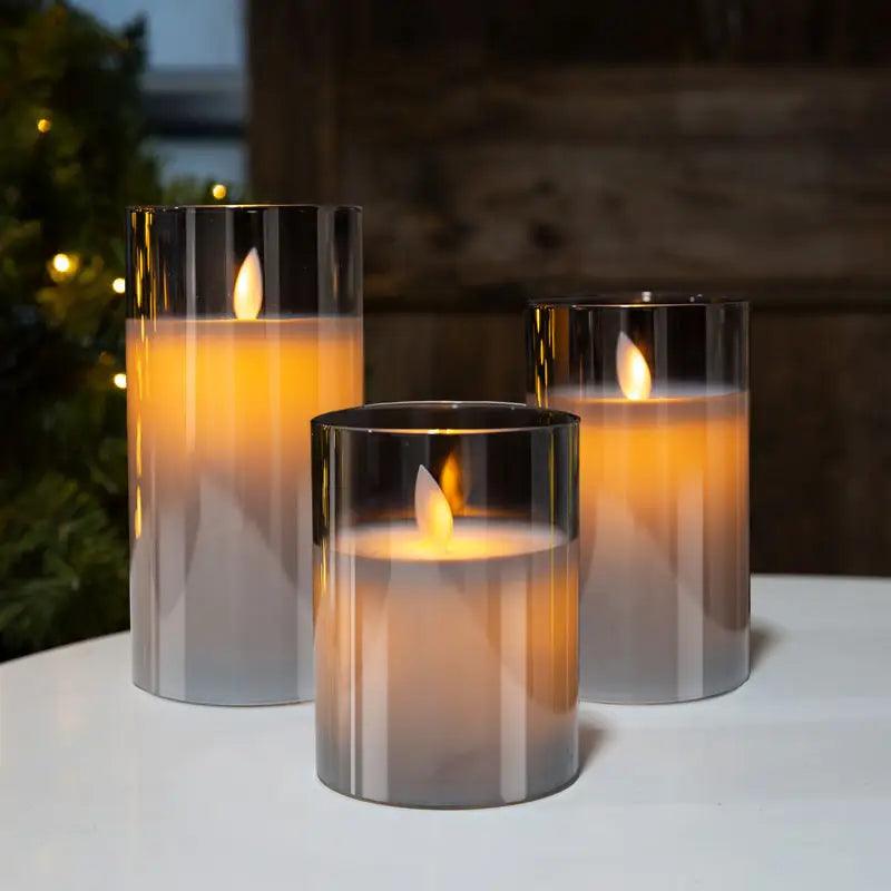 GlowFlicker | LED-Kerzen Set mit Realistischem Flammeneffekt | Graues Glas für Gemütliche Atmosphäre 5