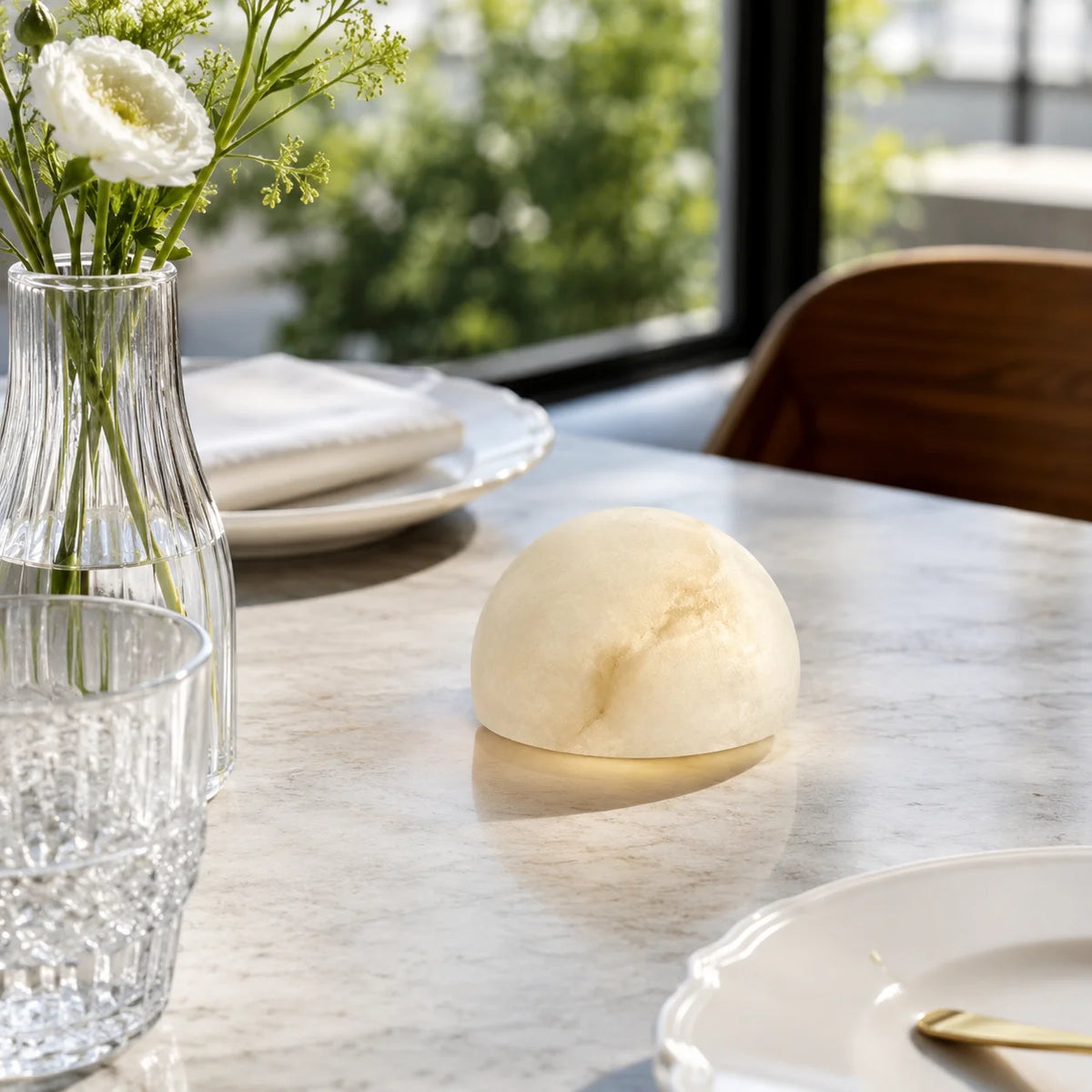 Mila LED Tischlampe aus Marmor-Optik mit Akku und Touch-Dimmer