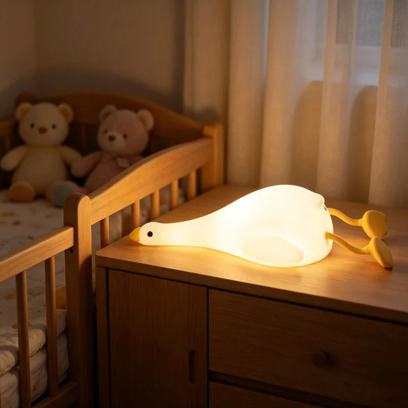 Gio LED Nachtlicht beleuchtet