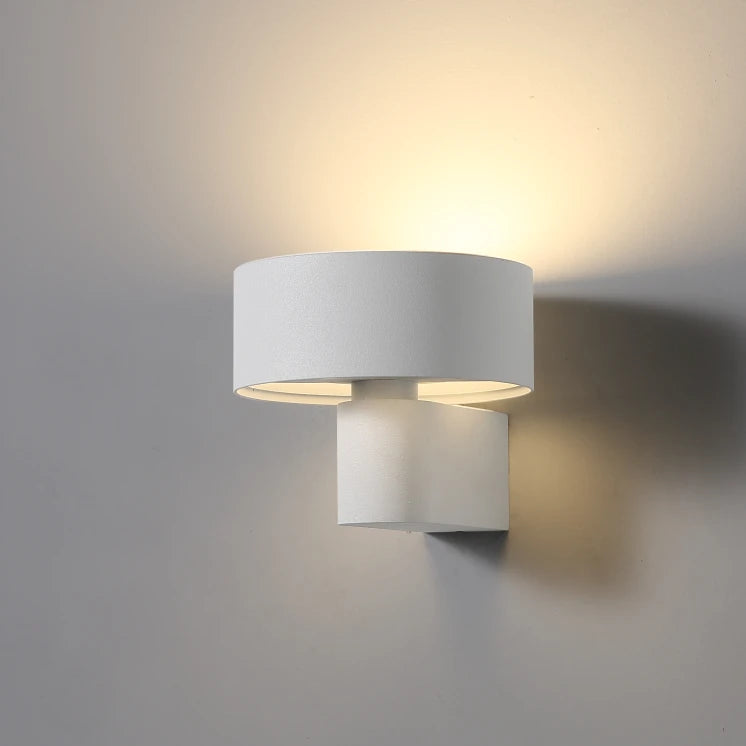 Ivo LED Wandleuchte mit gebürstetem Finish für die Leseecke