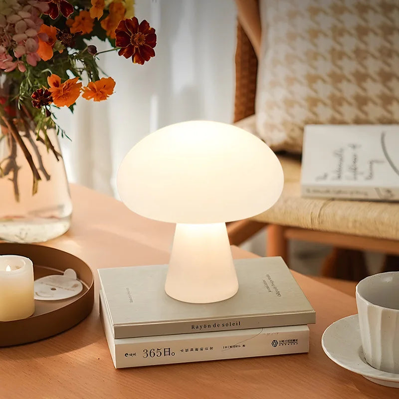 Kaia LED Tischlampe