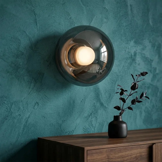 Rhea LED Wandleuchte beleuchtet