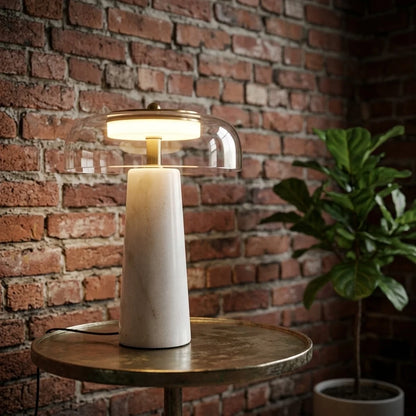 Remy LED Tischlampe aus Marmor mit Glasschirm
