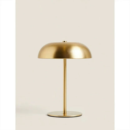 Pavo LED Tischlampe