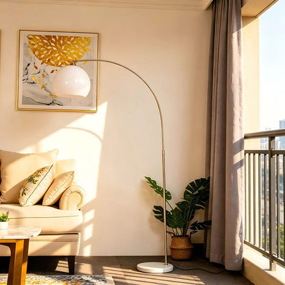 Nico LED Stehlampe aus Eisen mit höhenverstellbarem Design