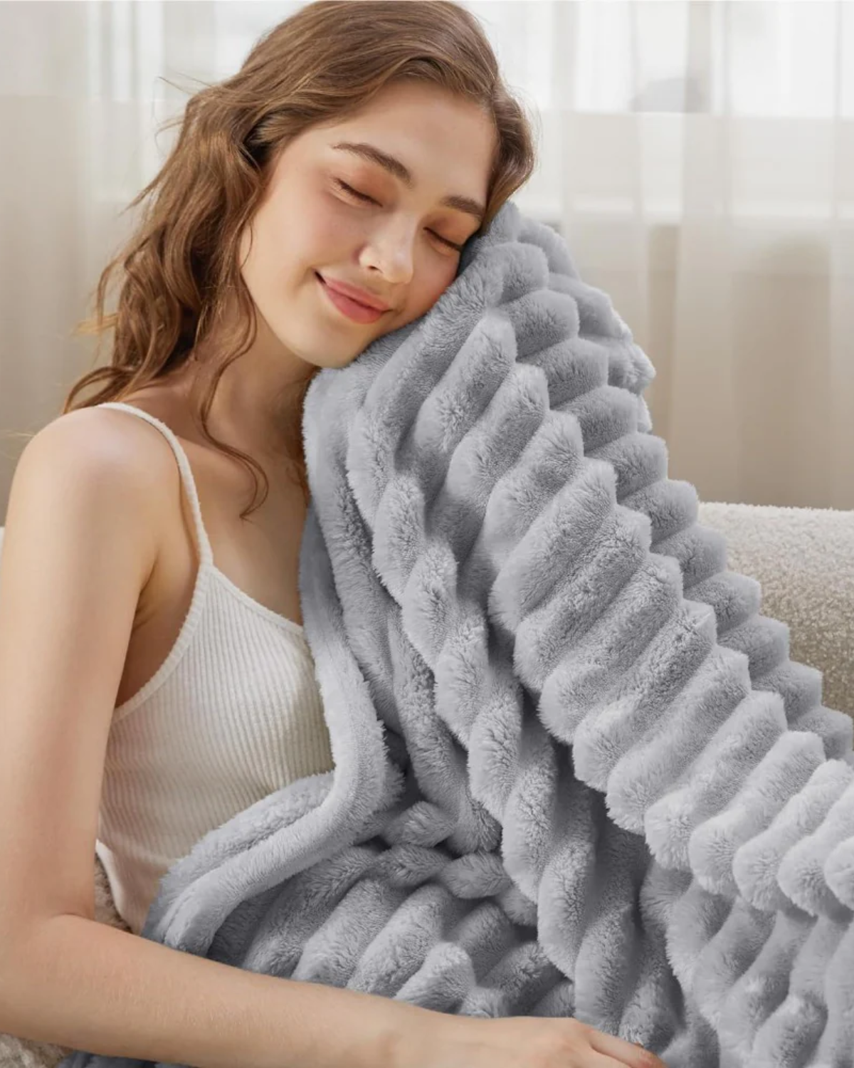 Luxuriöse Plüschdecke | Weiche Textur mit Elegantem Streifendesign | Vielseitige Größe für Gemütlichkeit 4