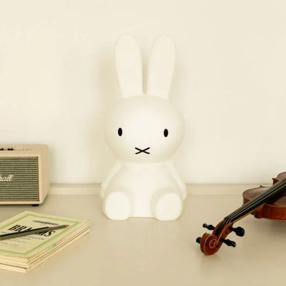 Miffy Kinderlampe | Dimmbares LED-Licht mit Charmantem Design | Beruhigende Beleuchtung für das Kinderzimmer 8