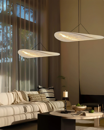 Minimalistische Pendelleuchte für Esstisch mit Skulpturalem Design | Elegante Hängeleuchte für Ruhige Atmosphäre 1