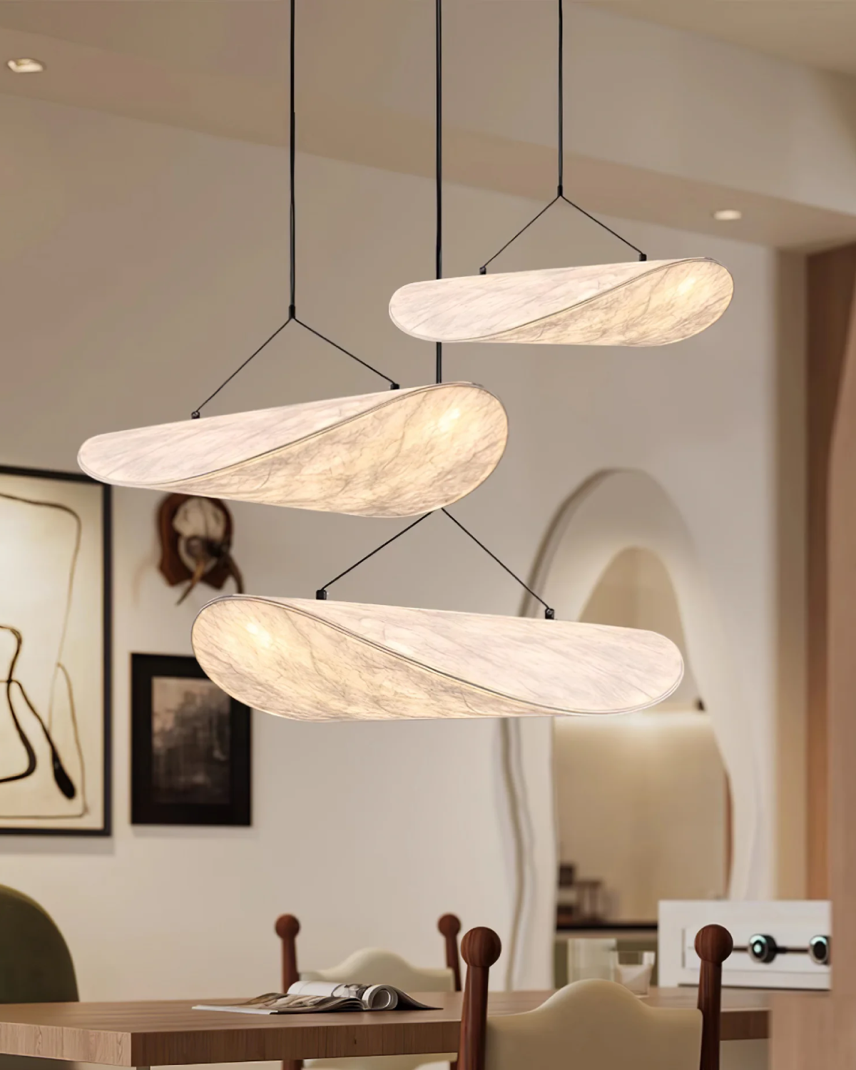 Minimalistische Pendelleuchte für Esstisch mit Skulpturalem Design | Elegante Hängeleuchte für Ruhige Atmosphäre 5