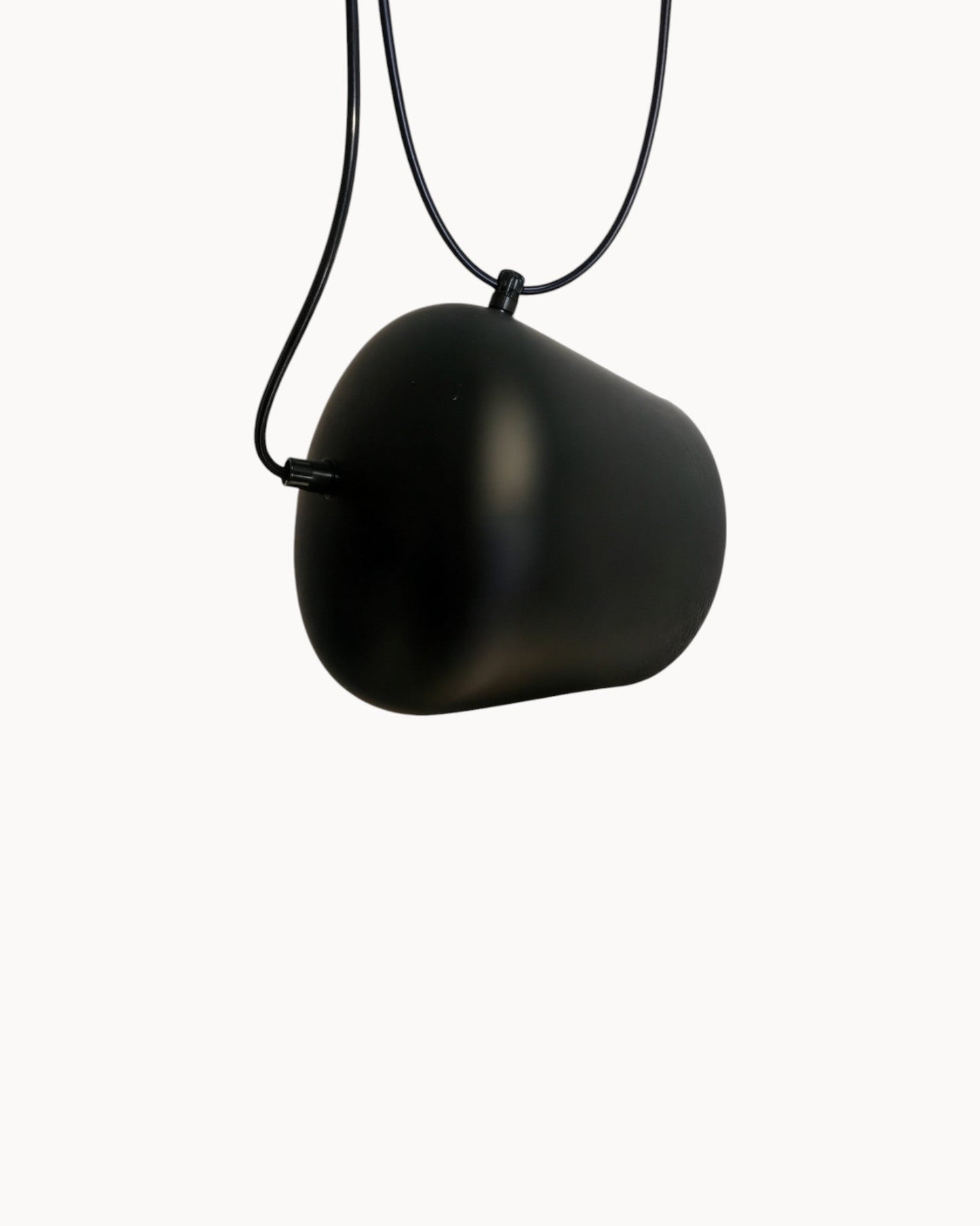 Moderne Deckenlampe Schwarz | Elegante Loftleuchte mit E27-Sockel für Stilvolle Wohnräume 2