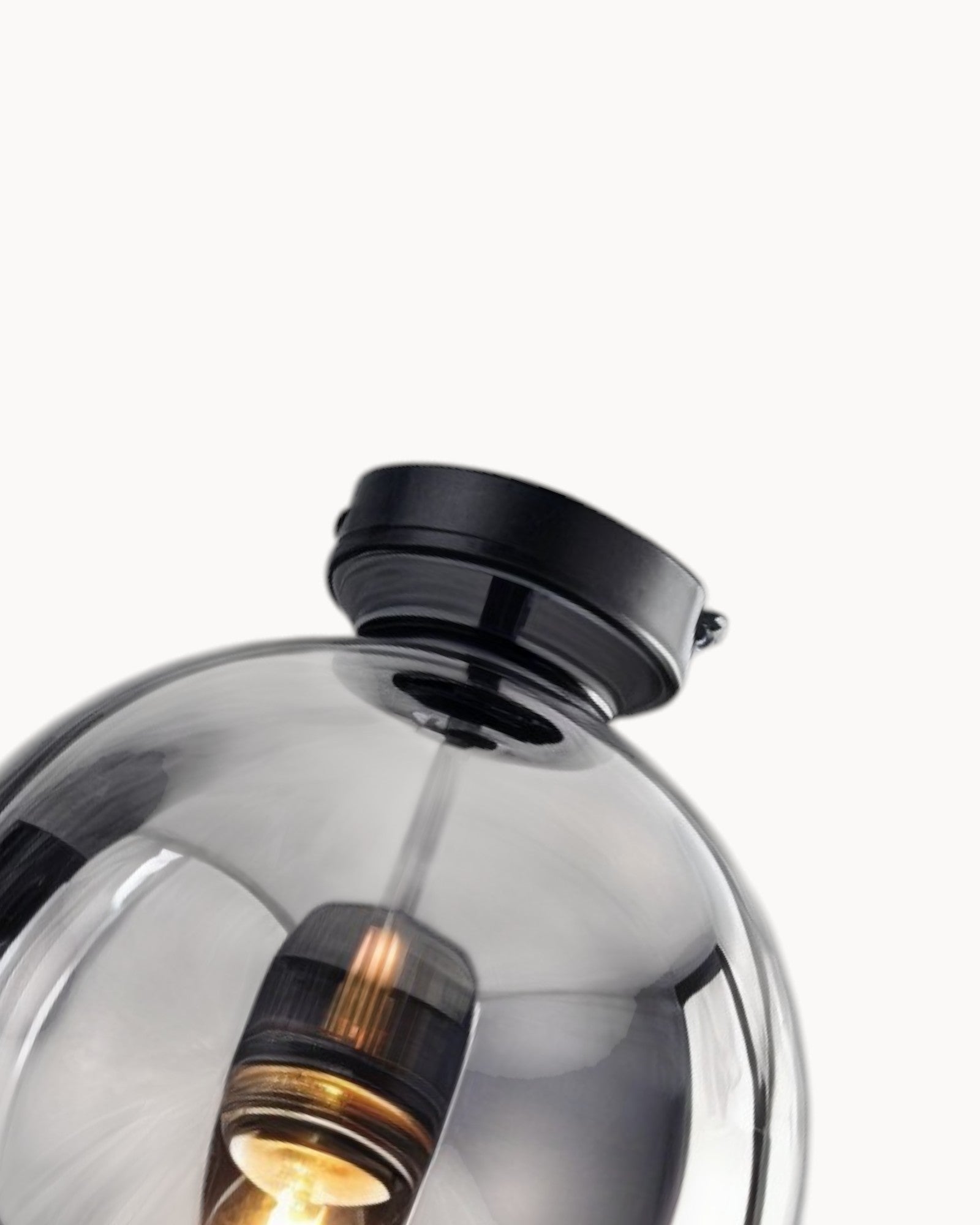Moderne Deckenlampe mit LED-Beleuchtung und Rauchgrauem Glasschirm | Elegante Deckenleuchte für Stil im Wohnzimmer 3