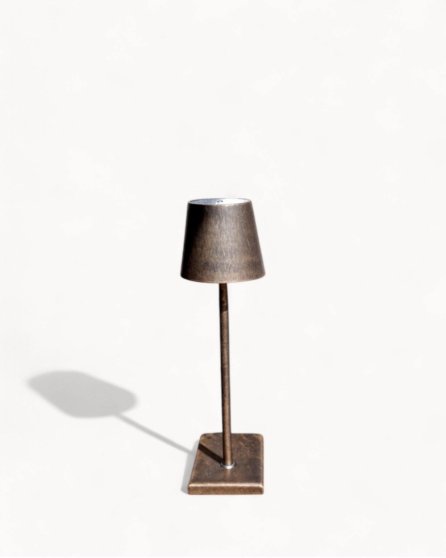 Moderne LED Tischlampe | Kabellose Leuchte mit 3-Farben-Touch-Steuerung | Elegantes Aluminiumdesign für Flexible Beleuchtung 11