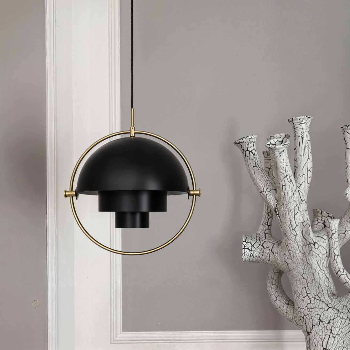 Moderne Pendelleuchte Schwarz aus Eisen und Glas mit E27 Fassung | Stilvolles Design für Esszimmer und Wohnzimmer 1