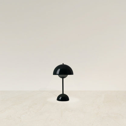Moderne Tischlampe | Kabellose LED Tischleuchte mit Einstellbarem Licht | Minimalistisches Design für Jede Einrichtung 1