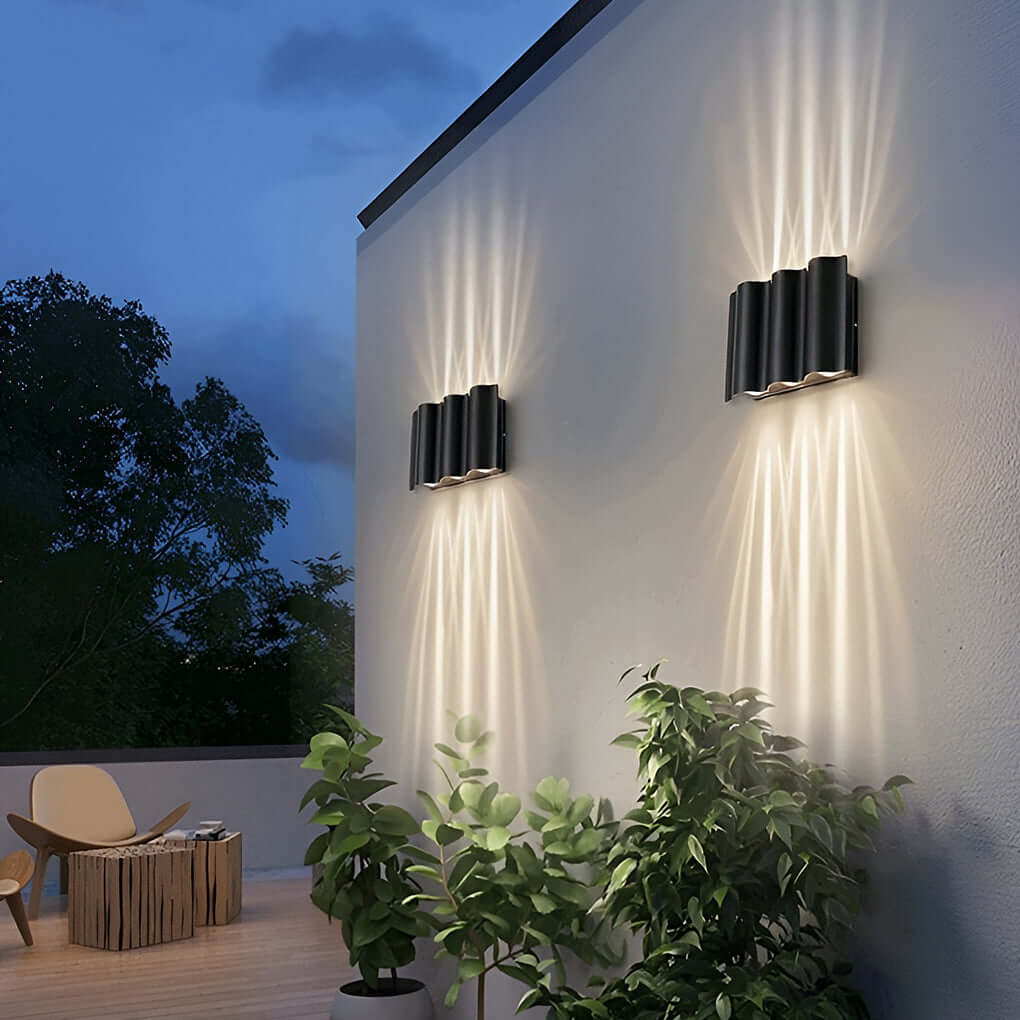 Moderne Wandleuchte Schwarz | LED Außenleuchte mit Wellen-Design | Robuste Aluminiumkonstruktion für Stilvolle Beleuchtung 2