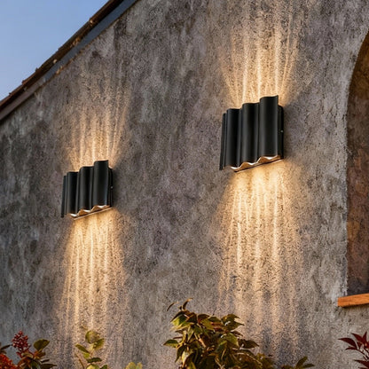 Moderne Wandleuchte Schwarz | LED Außenleuchte mit Wellen-Design | Robuste Aluminiumkonstruktion für Stilvolle Beleuchtung 4