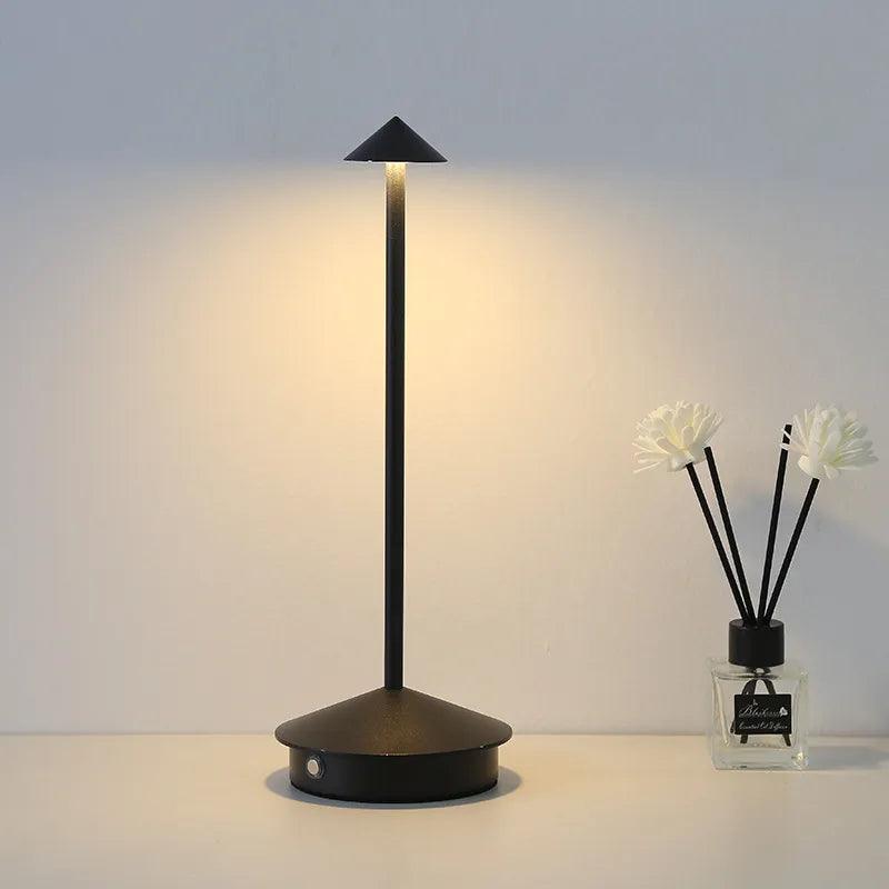 Tischleuchte | Kabellose LED Tischlampe mit Touch-Bedienung | Flexibles Design für stilvolles Licht in jedem Raum 4