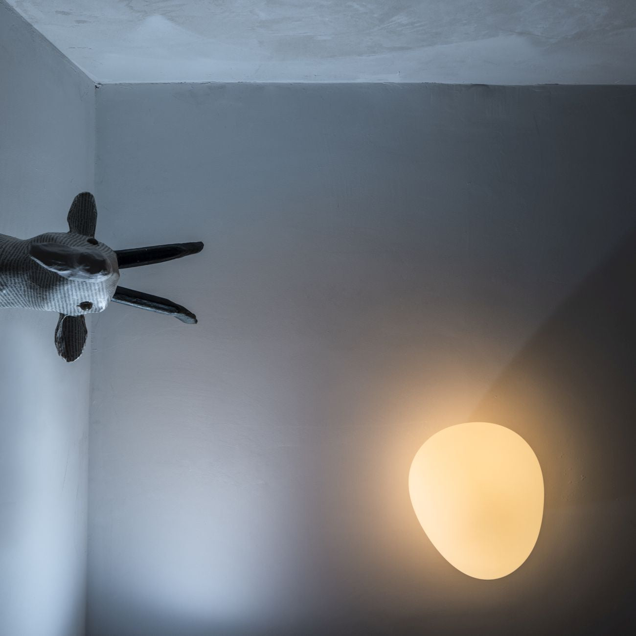 Vielseitige Wandleuchte Innen | Organische Form mit Warmem Licht | Ästhetische Wandlampe für Einladende Atmosphäre 2