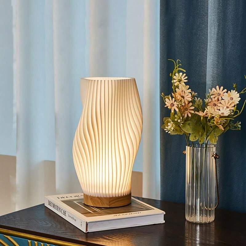 Wellenkamm Tischlampe | Dimmbar mit USB-Anschluss | Moderne Eleganz für jeden Raum 2