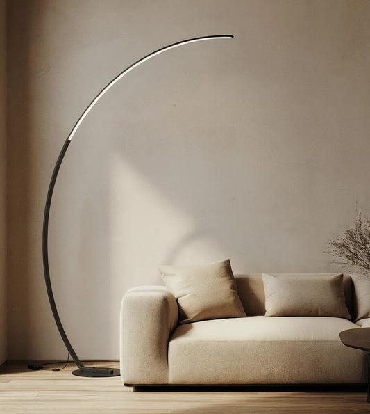 Arco LED Bogenlampe in Schwarz